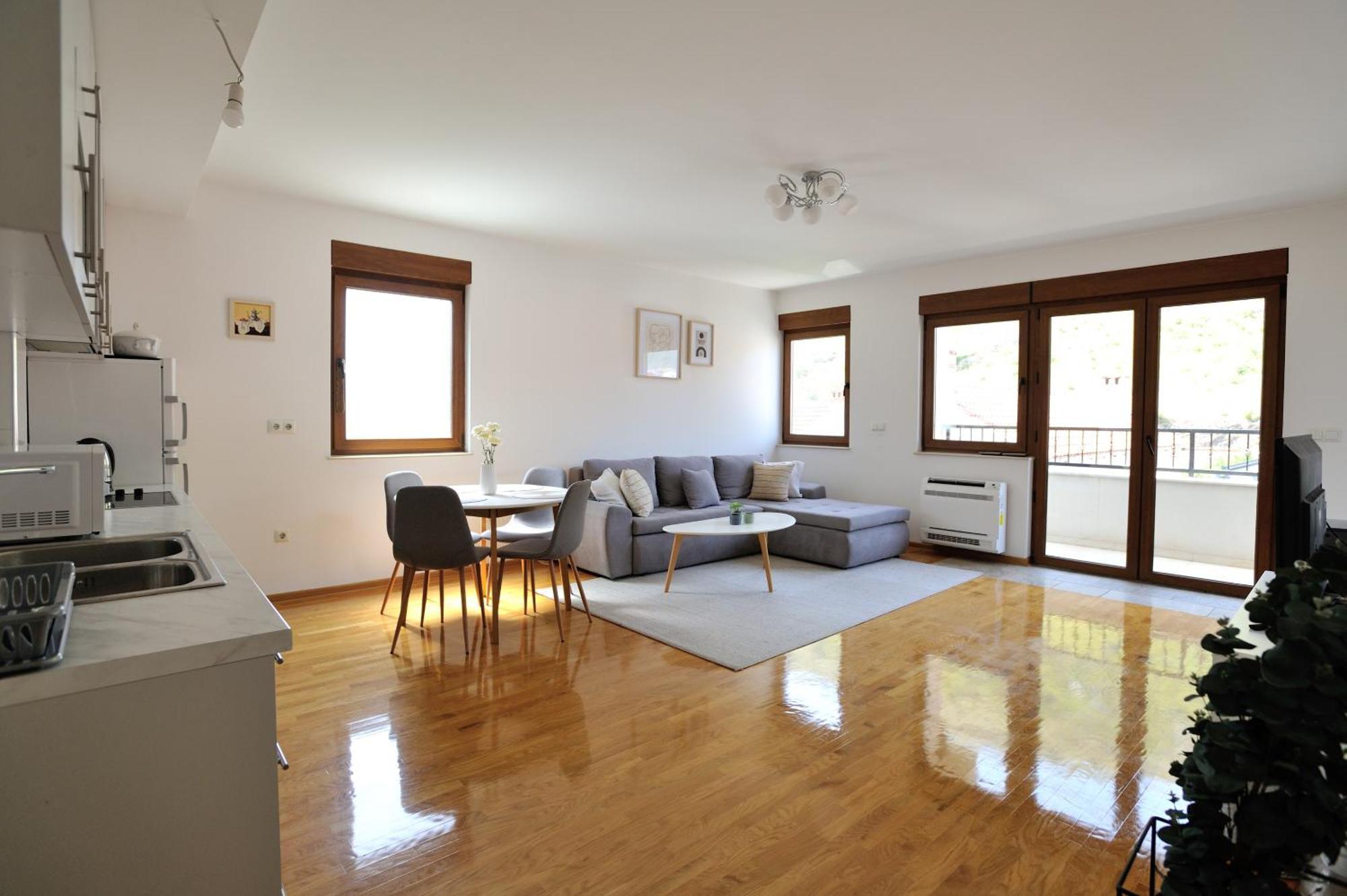 Captain'S Luxury Apartments 모스타르 외부 사진